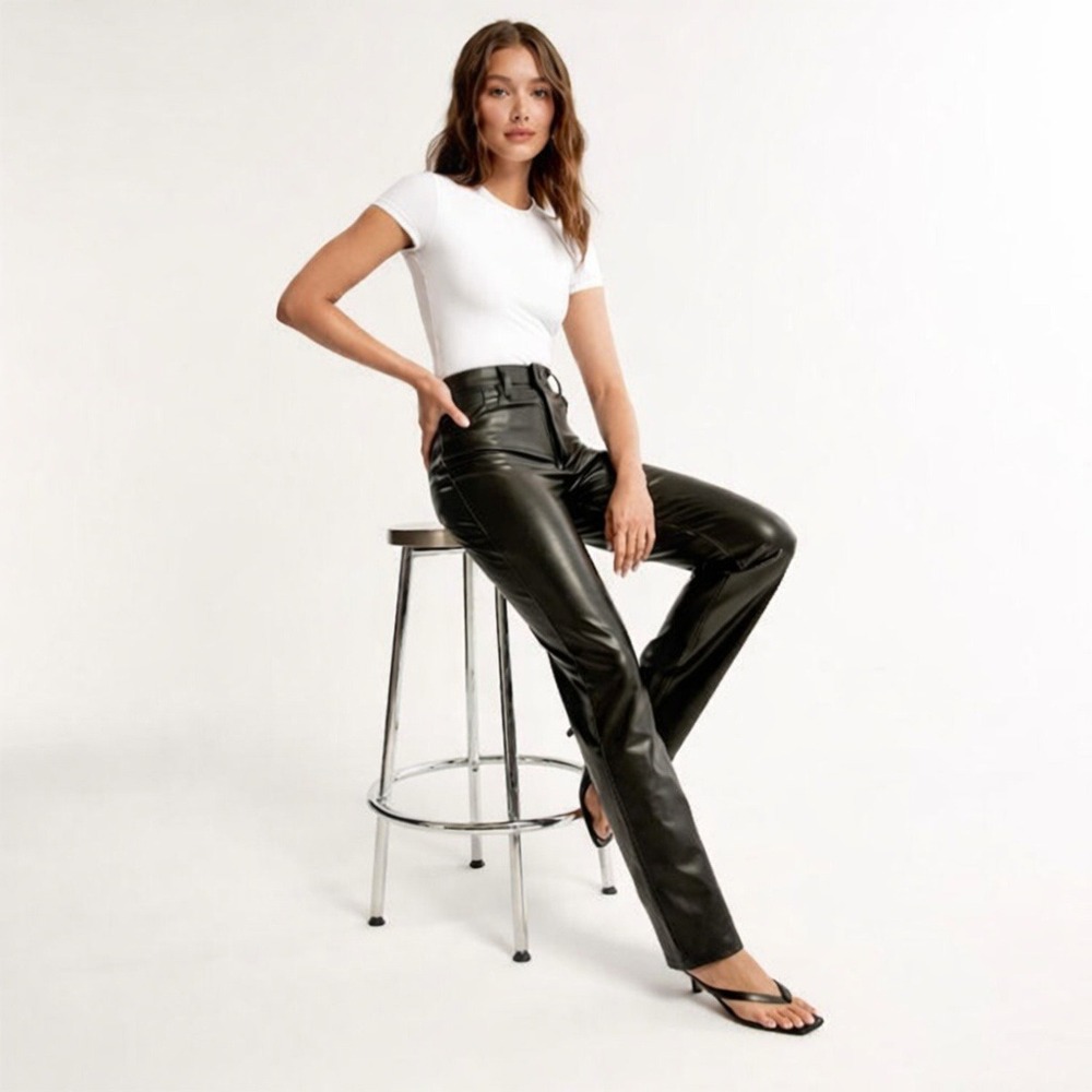 Abercrombie & Fitch 90s Straight Ultra High Rise Faux Leather Pants Black 6 Long